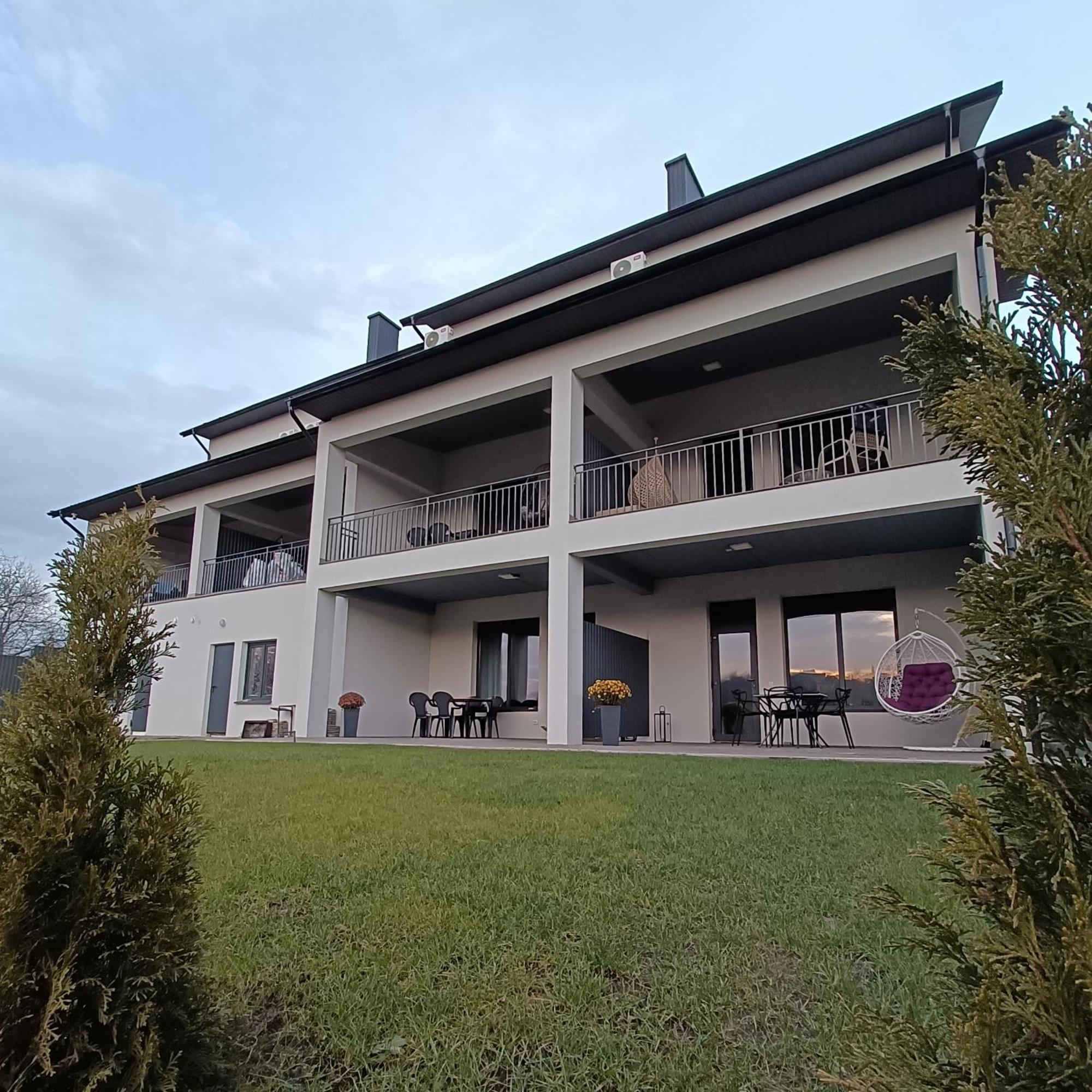 Студія Тераса By Willockx Chernivtsi Exterior photo